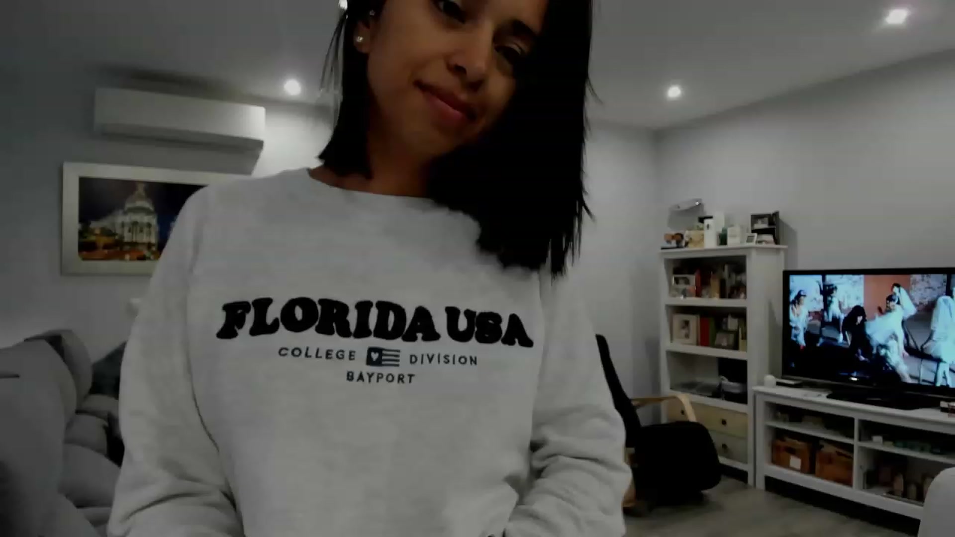 Gallery image thumbnail from Aliicia's myfreecams stream on, 02/26/2024, 08:15 image 4 of 20