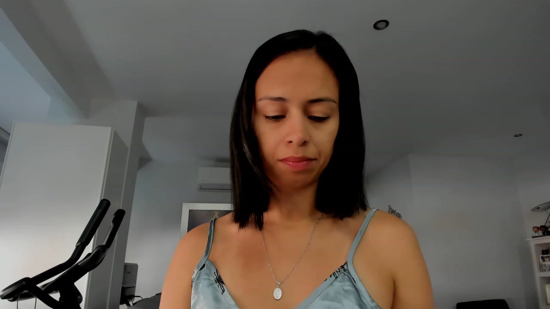 Gallery image thumbnail from Aliicia's myfreecams stream on, 02/28/2024, 09:11 image 4 of 20