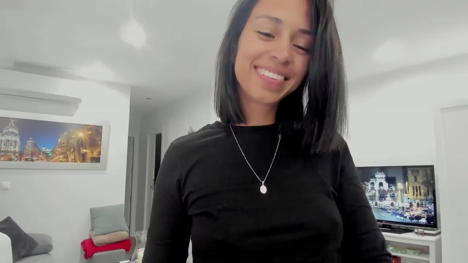 Gallery image thumbnail from Aliicia's myfreecams stream on, 03/04/2024, 12:19 image 15 of 20