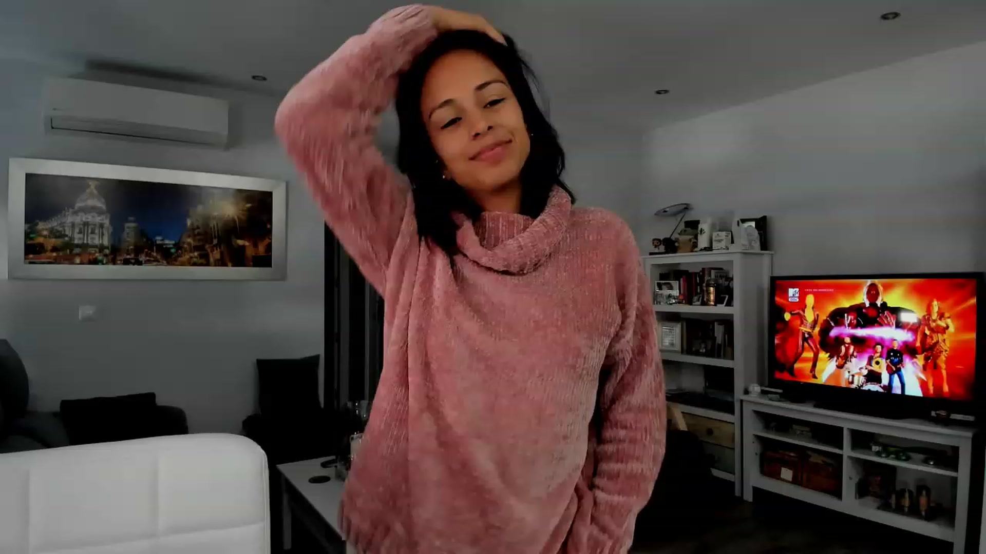 Gallery image thumbnail from Aliicia's myfreecams stream on, 03/05/2024, 10:02 image 18 of 20