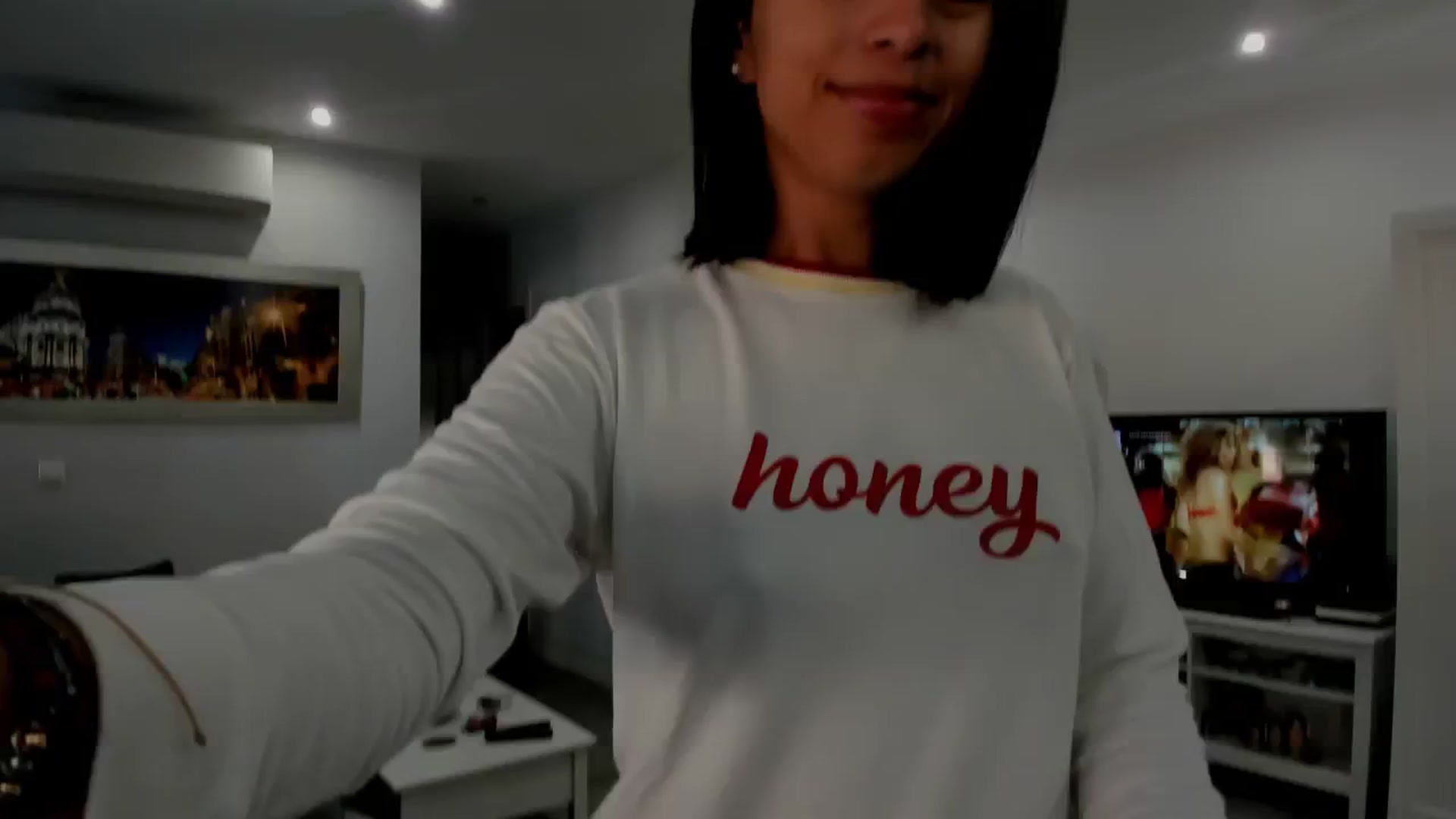 Gallery image thumbnail from Aliicia's myfreecams stream on, 03/06/2024, 09:20 image 10 of 20