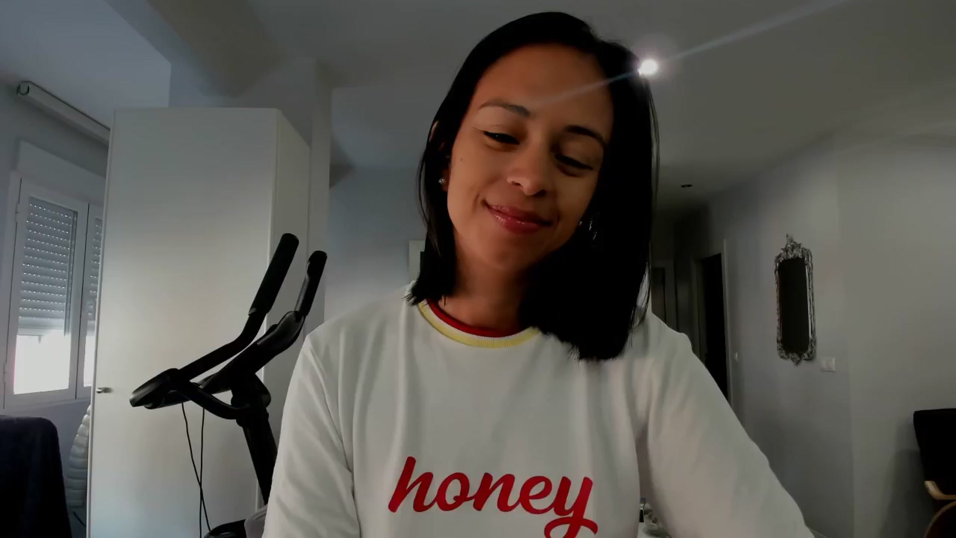 Gallery image thumbnail from Aliicia's myfreecams stream on, 03/06/2024, 09:20 image 4 of 20