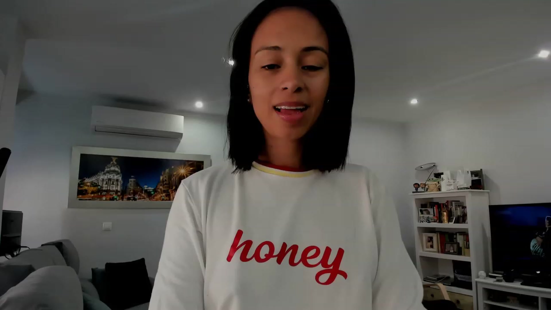 Gallery image thumbnail from Aliicia's myfreecams stream on, 03/06/2024, 09:53 image 1 of 20