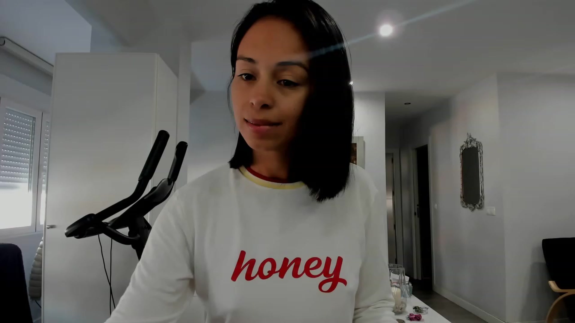 Gallery image thumbnail from Aliicia's myfreecams stream on, 03/06/2024, 09:53 image 8 of 20
