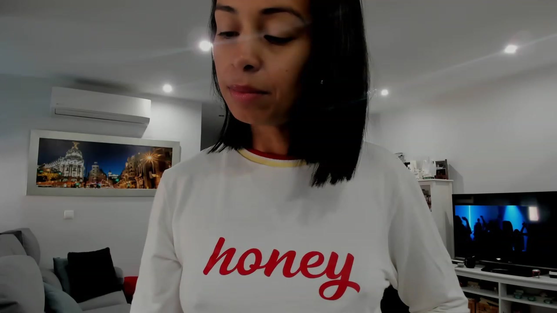 Gallery image thumbnail from Aliicia's myfreecams stream on, 03/06/2024, 09:53 image 20 of 20