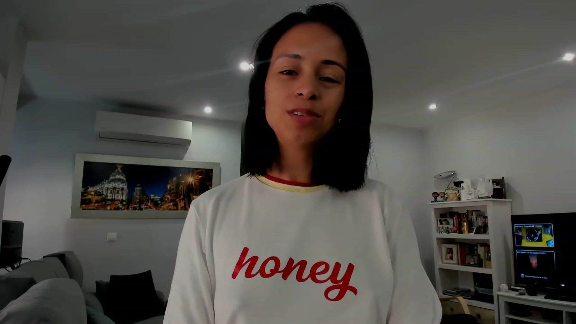 Gallery image thumbnail from Aliicia's myfreecams stream on, 03/06/2024, 09:53 image 2 of 20