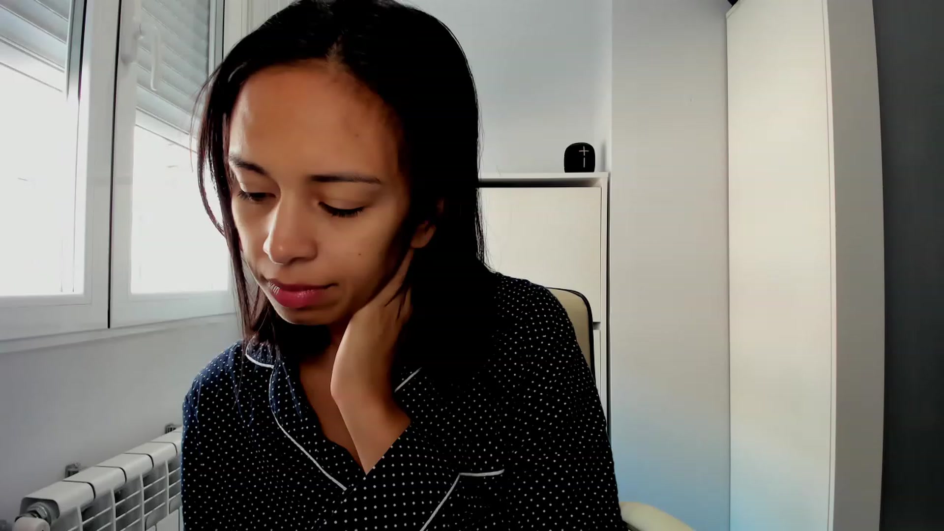 Gallery image thumbnail from Aliicia's myfreecams stream on, 03/12/2024, 09:54 image 6 of 20