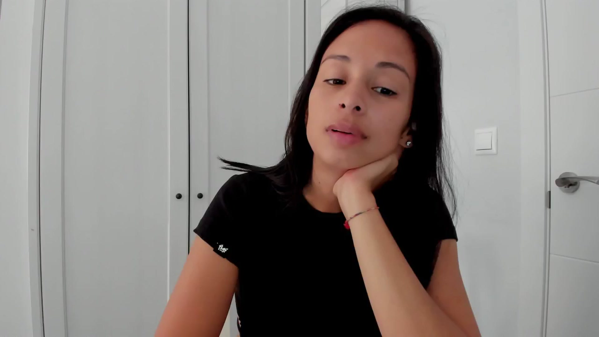Gallery image thumbnail from Aliicia's myfreecams stream on, 08/29/2024, 09:24 image 9 of 20