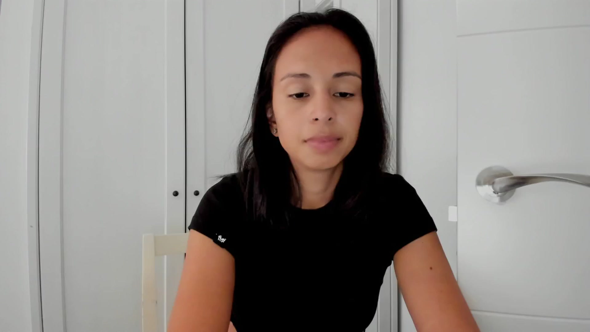 Gallery image thumbnail from Aliicia's myfreecams stream on, 08/29/2024, 10:31 image 5 of 20