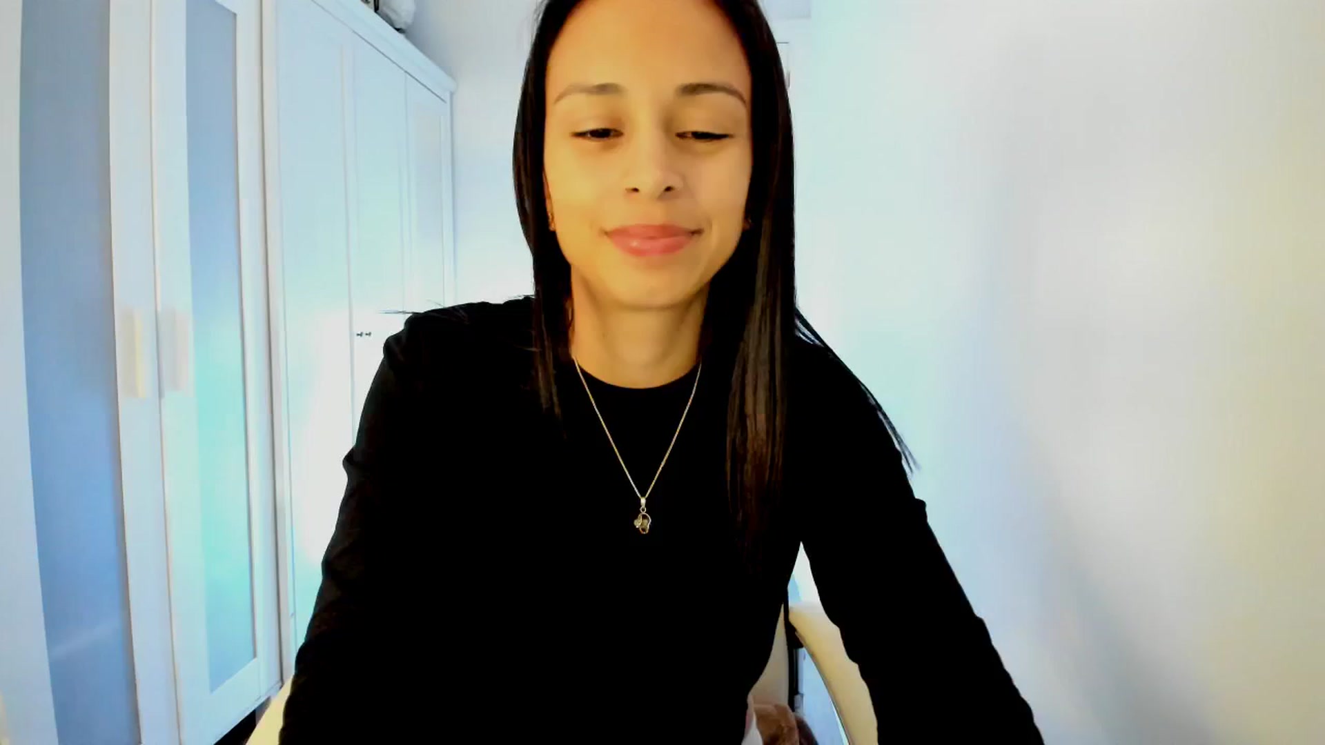 Gallery image thumbnail from Aliicia's myfreecams stream on, 12/27/2024, 11:25 image 18 of 20