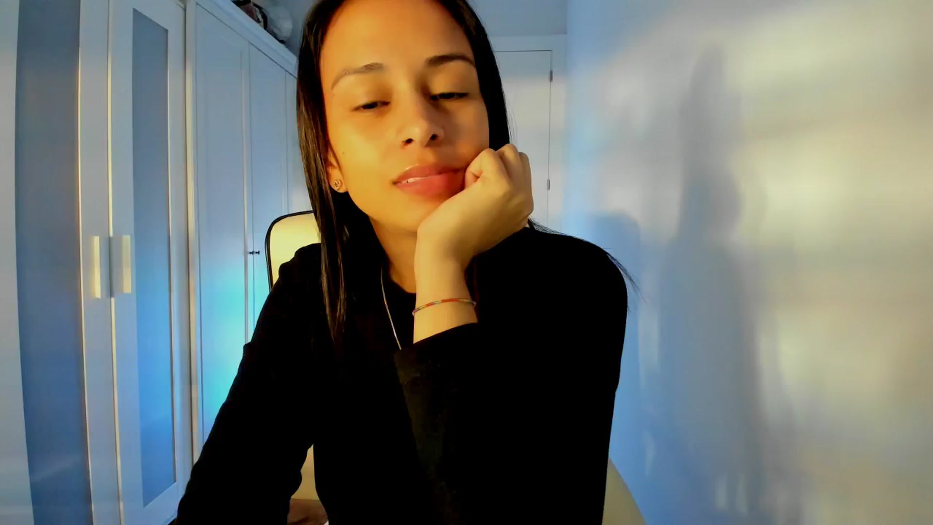 Gallery image thumbnail from Aliicia's myfreecams stream on, 12/27/2024, 12:26 image 13 of 20