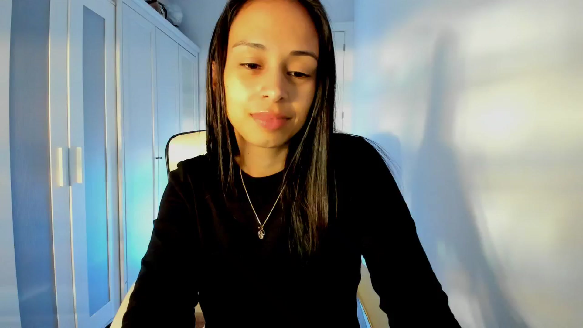 Gallery image thumbnail from Aliicia's myfreecams stream on, 12/27/2024, 12:26 image 12 of 20