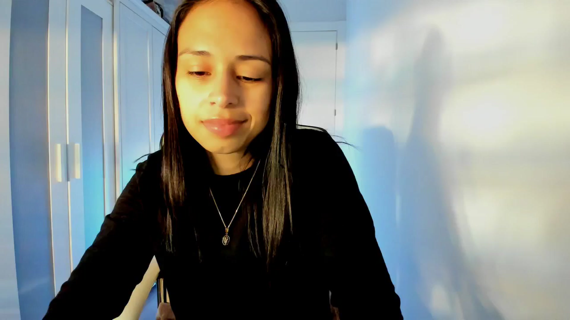 Gallery image thumbnail from Aliicia's myfreecams stream on, 12/27/2024, 12:26 image 18 of 20