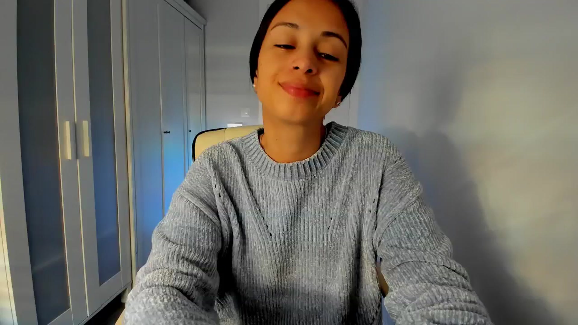 Gallery image thumbnail from Aliicia's myfreecams stream on, 01/13/2025, 11:31 image 12 of 20