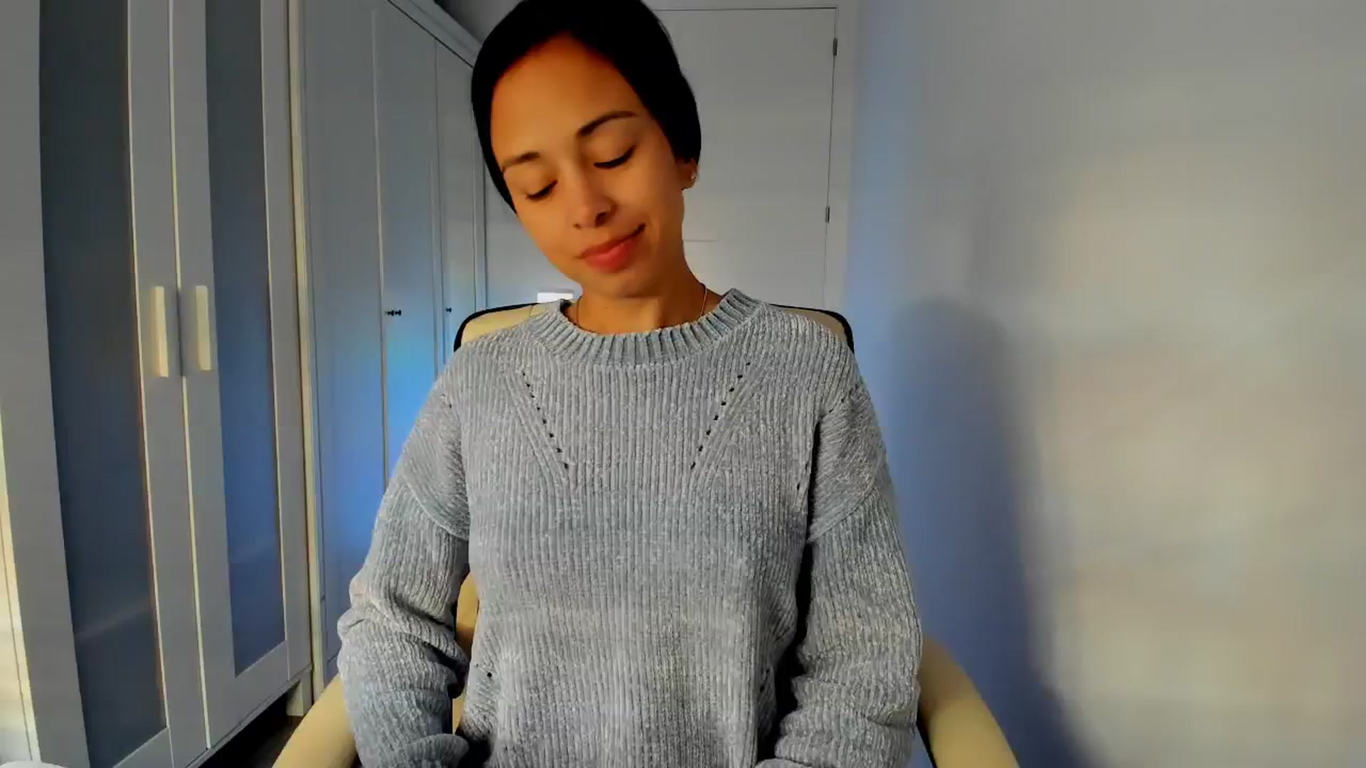 Gallery image thumbnail from Aliicia's myfreecams stream on, 01/13/2025, 11:31 image 7 of 20