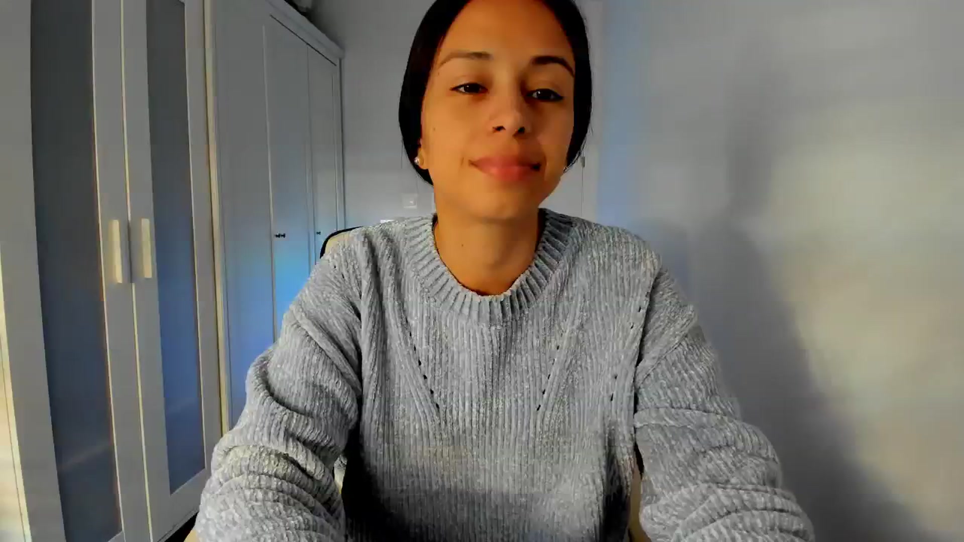 Gallery image thumbnail from Aliicia's myfreecams stream on, 01/13/2025, 12:17 image 8 of 20