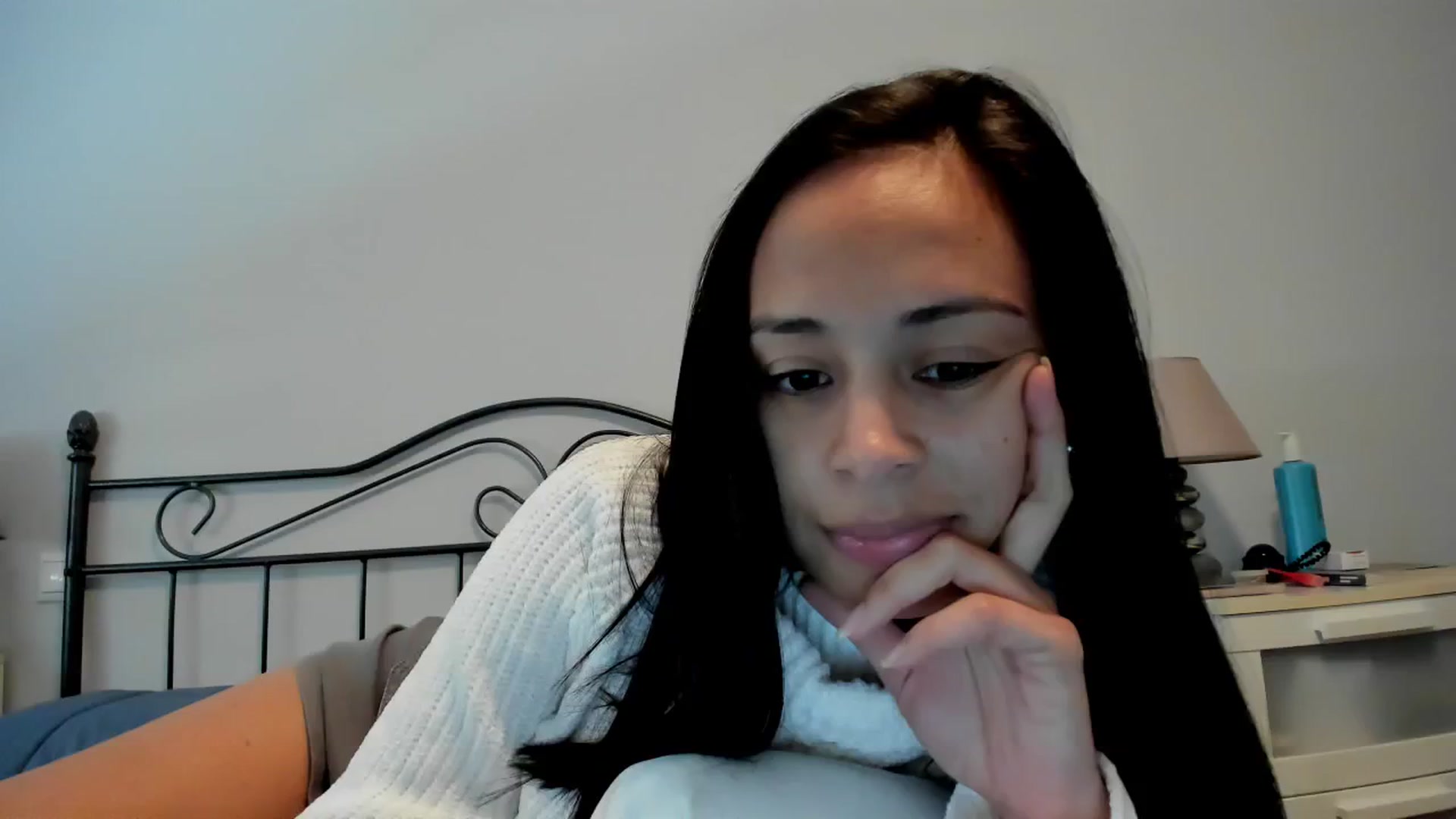 Gallery image thumbnail from Aliicia's myfreecams stream on, 01/23/2025, 10:56 image 7 of 20
