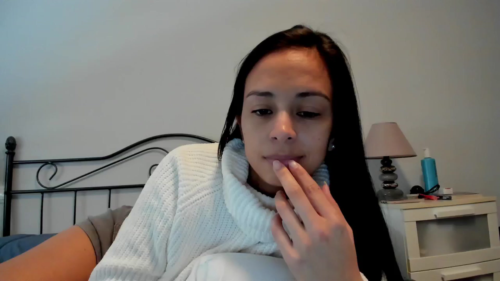 Gallery image thumbnail from Aliicia's myfreecams stream on, 01/23/2025, 10:56 image 2 of 20