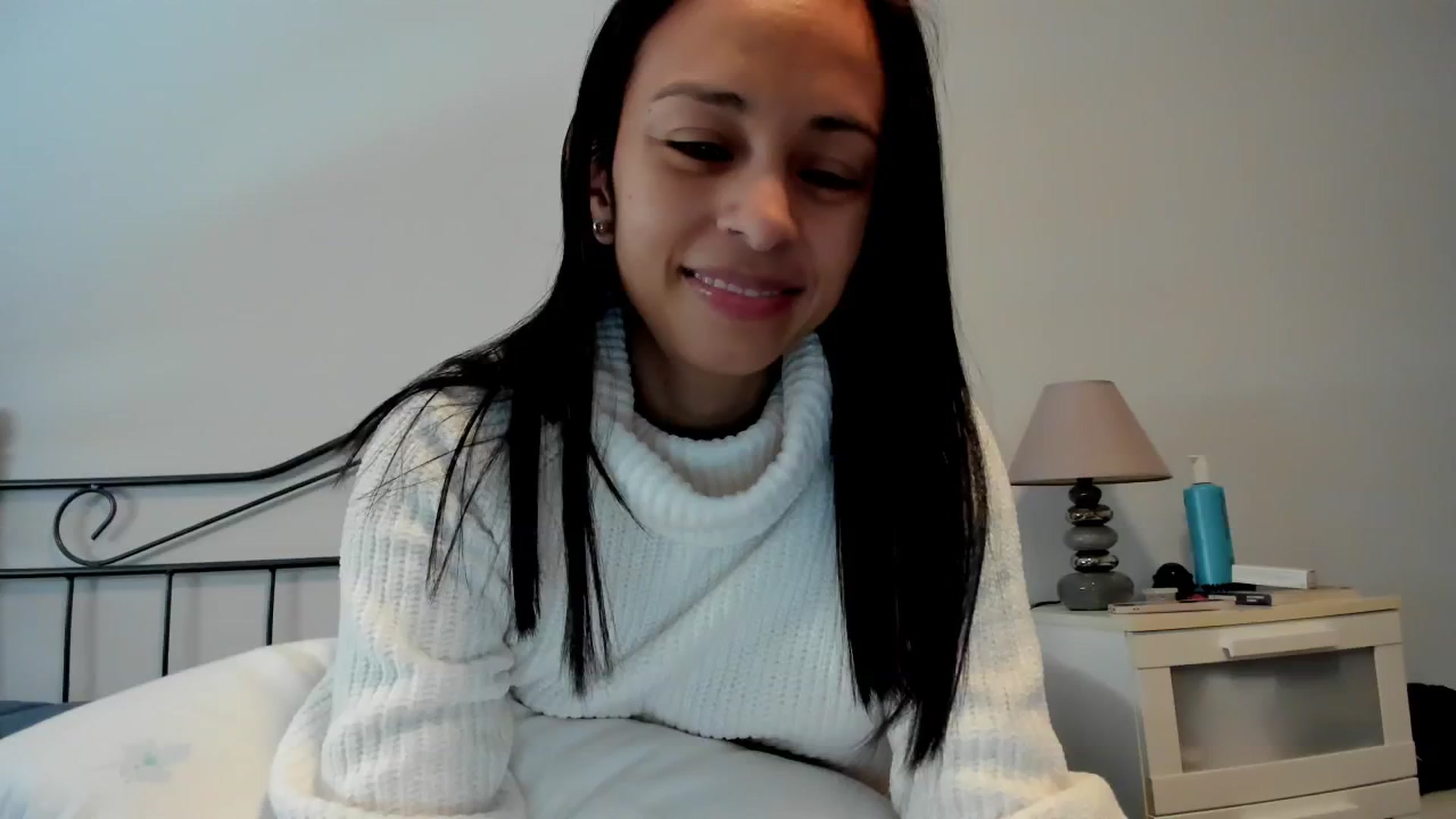 Gallery image thumbnail from Aliicia's myfreecams stream on, 01/23/2025, 11:29 image 2 of 20
