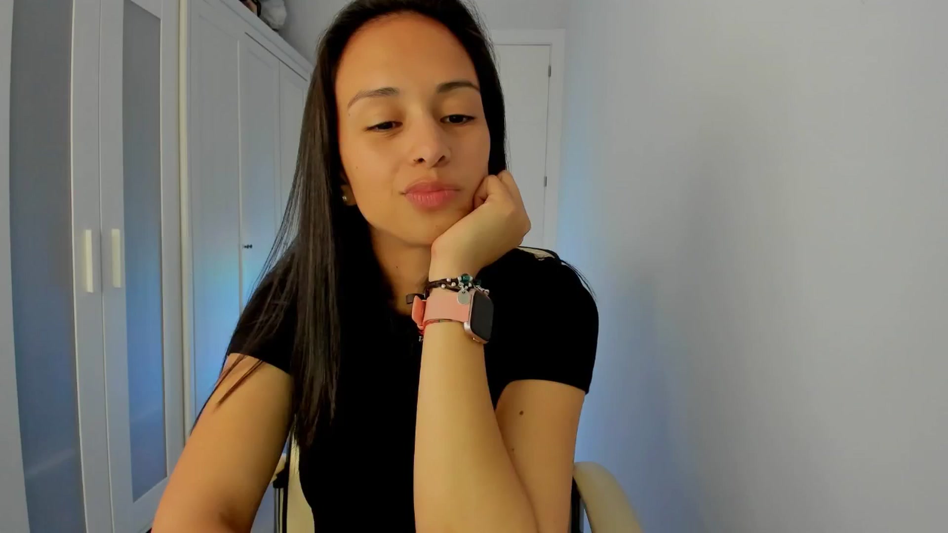 Gallery image thumbnail from Aliicia's myfreecams stream on, 02/18/2025, 17:04 image 2 of 20