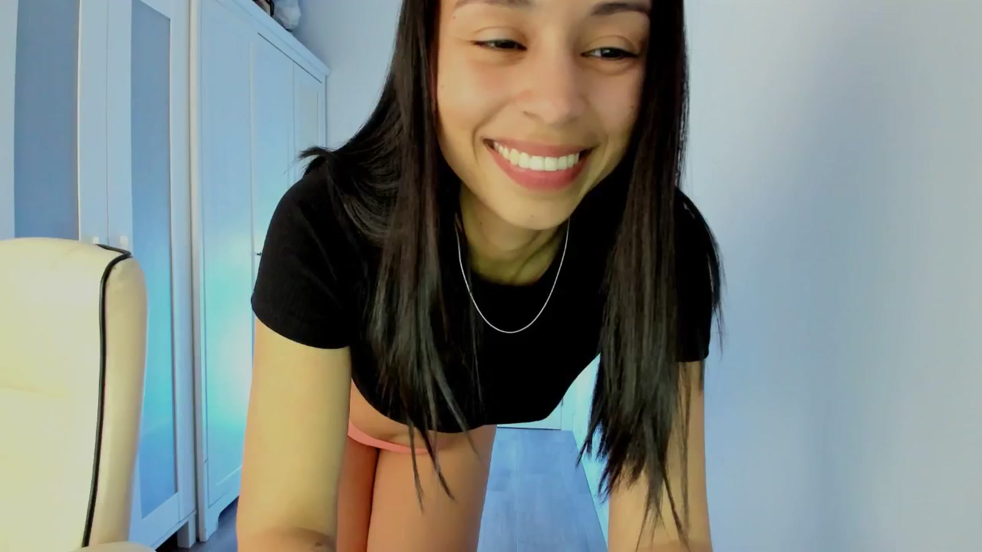 Gallery image thumbnail from Aliicia's myfreecams stream on, 02/18/2025, 17:04 image 16 of 20