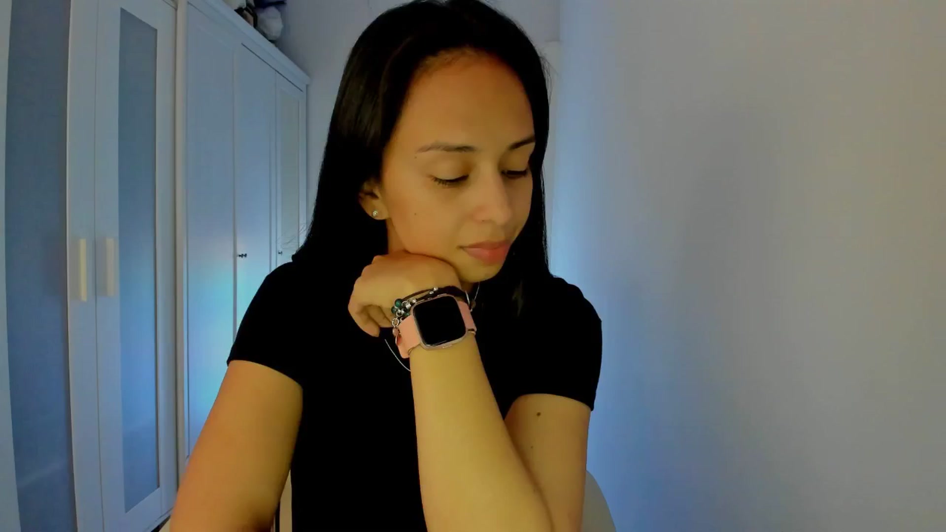 Gallery image thumbnail from Aliicia's myfreecams stream on, 02/18/2025, 17:16 image 2 of 20