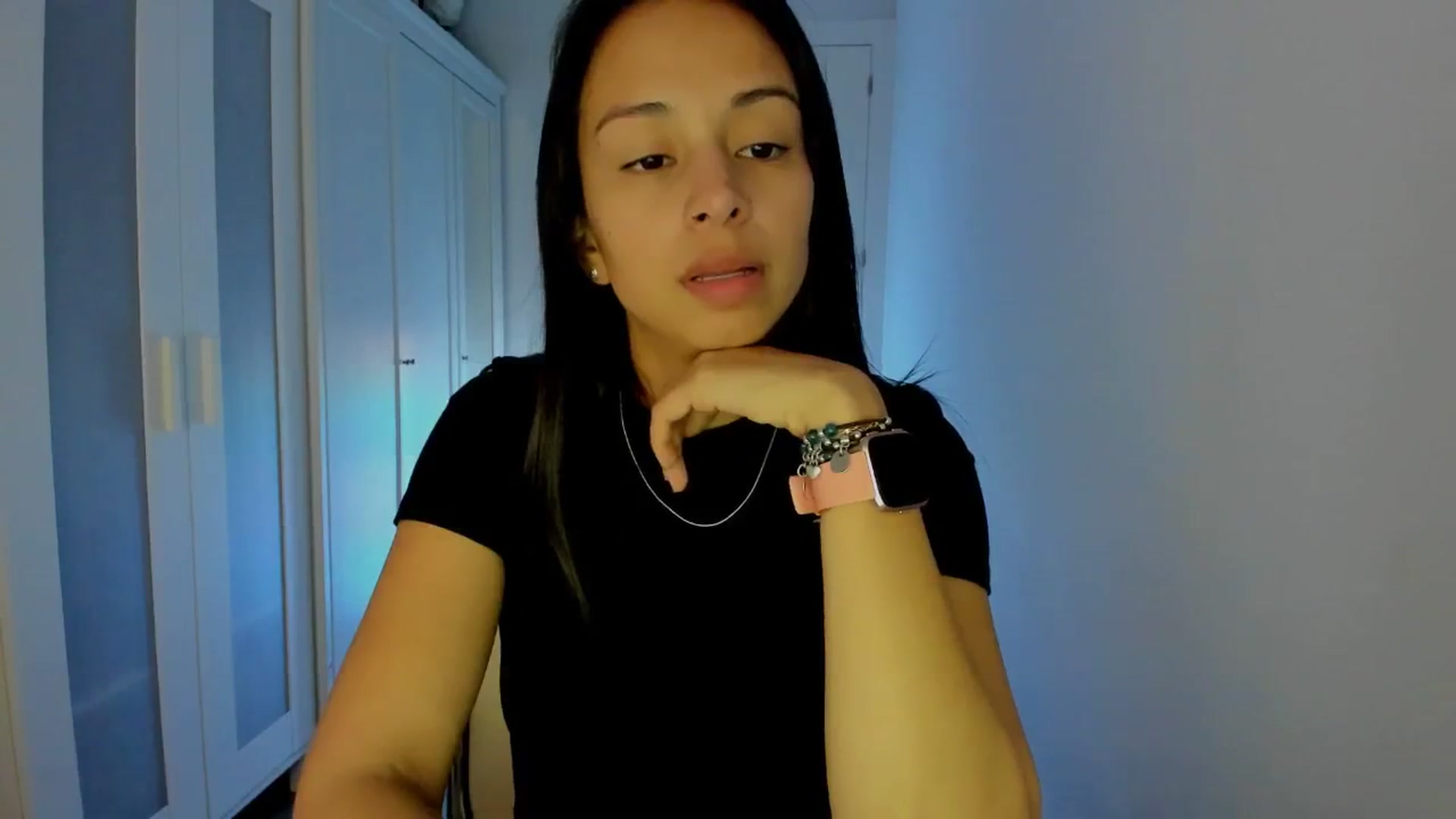 Gallery image thumbnail from Aliicia's myfreecams stream on, 02/18/2025, 18:18 image 12 of 20