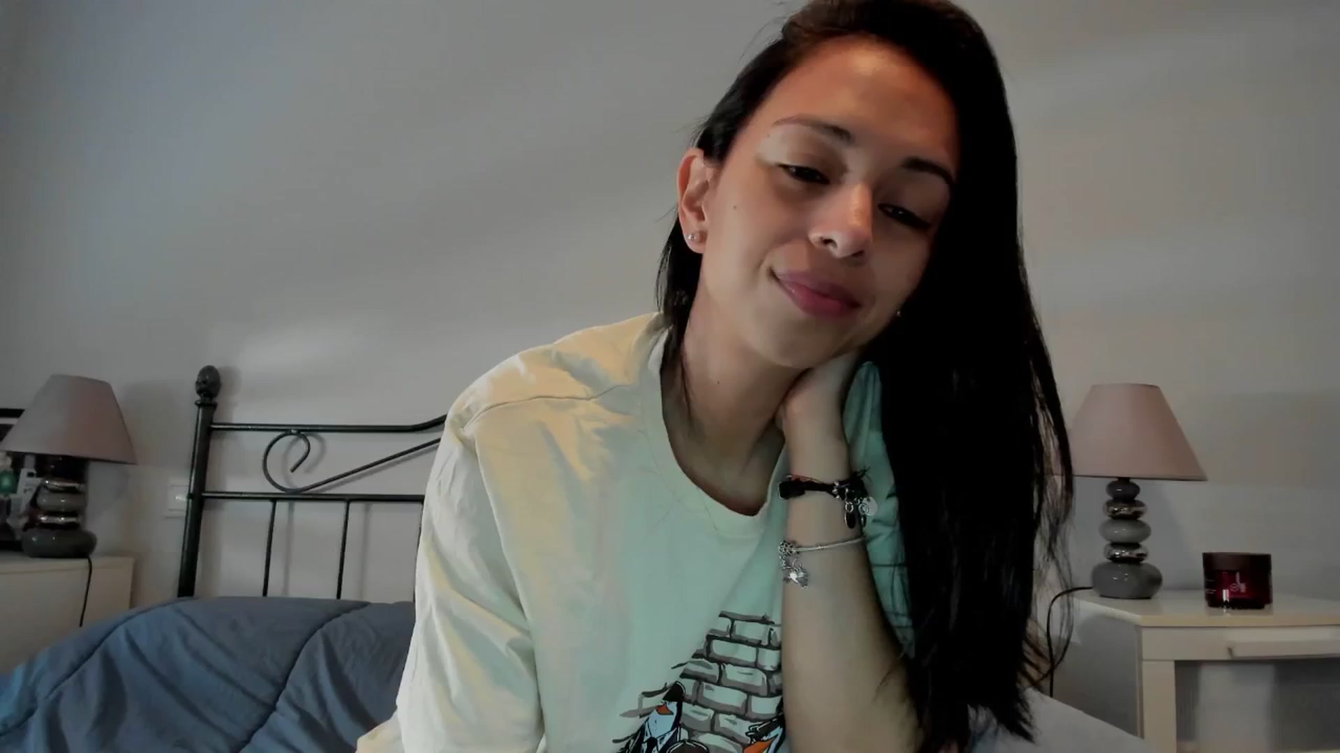 Gallery image thumbnail from Aliicia's myfreecams stream on, 02/19/2025, 11:46 image 9 of 20