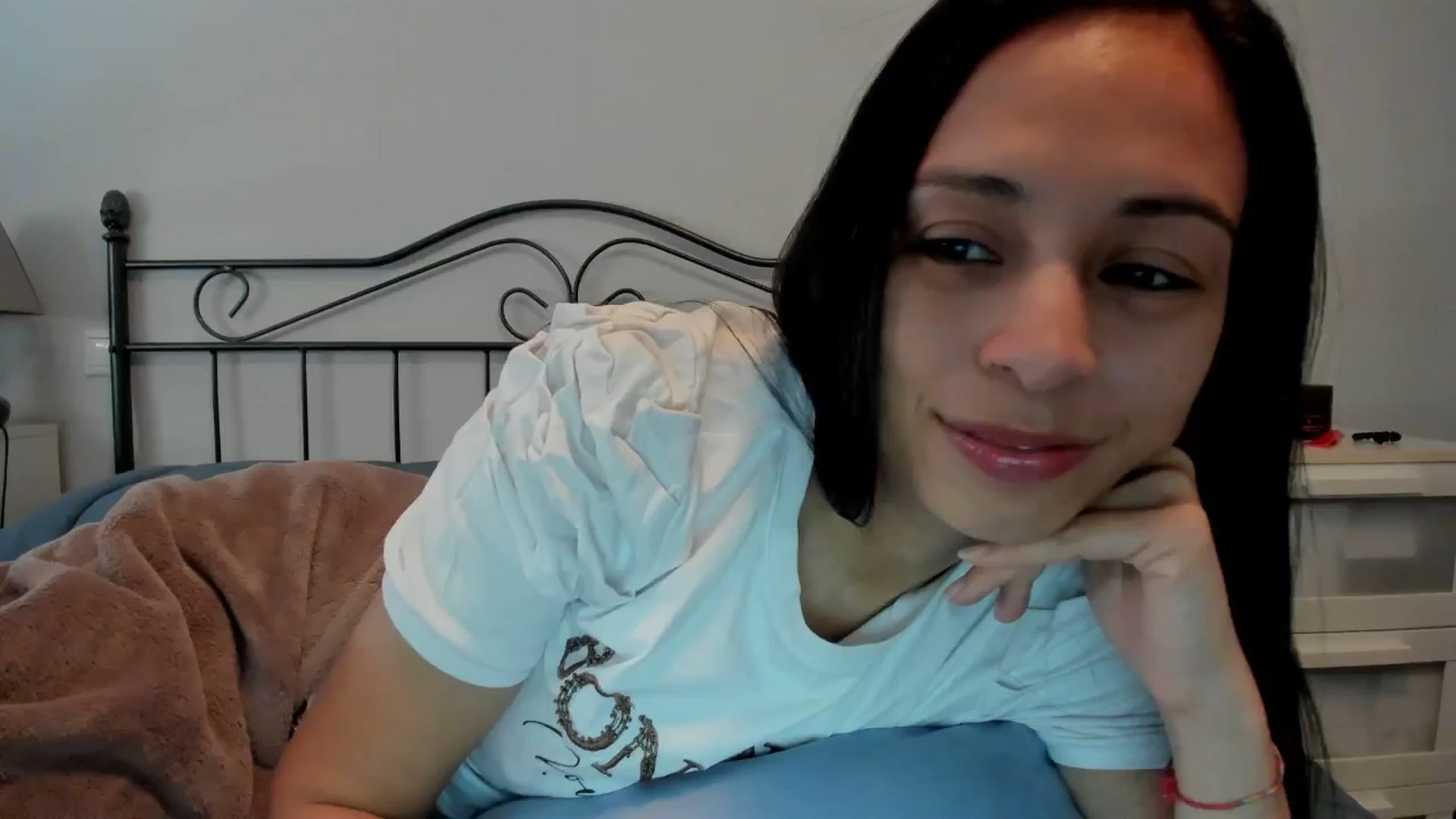 Gallery image thumbnail from Aliicia's myfreecams stream on, 02/21/2025, 11:27 image 13 of 20