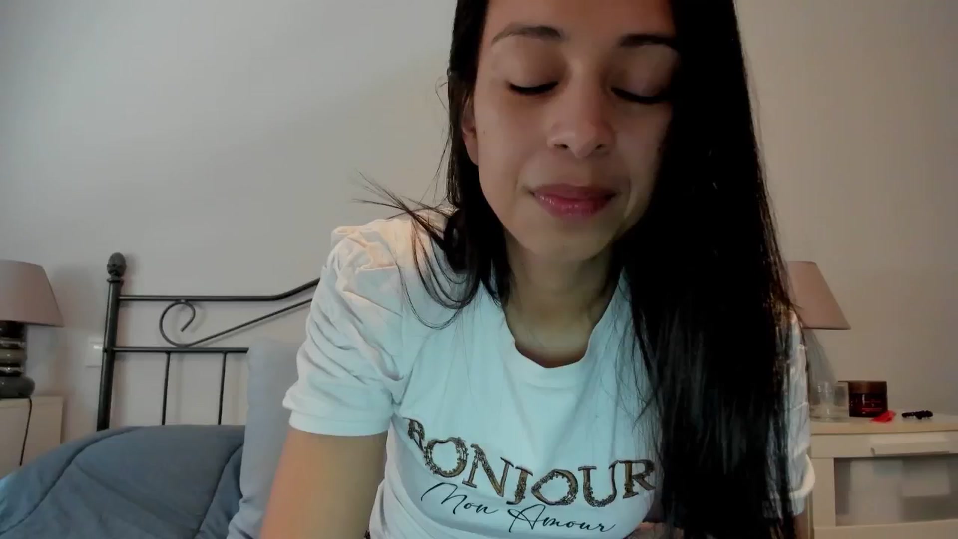 Gallery image thumbnail from Aliicia's myfreecams stream on, 02/21/2025, 12:02 image 12 of 20
