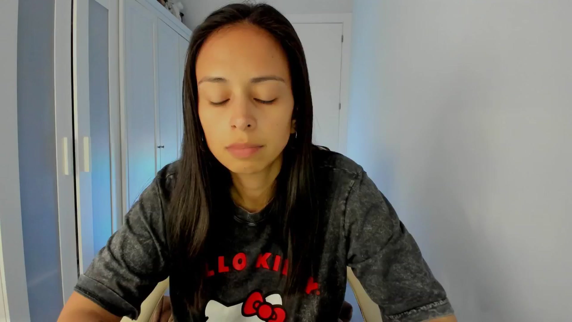 Gallery image thumbnail from Aliicia's myfreecams stream on, 02/24/2025, 16:12 image 12 of 20