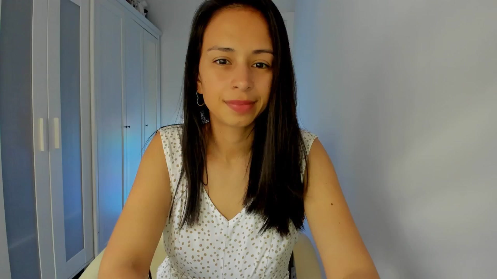 Gallery image thumbnail from Aliicia's myfreecams stream on, 02/26/2025, 16:32 image 16 of 20