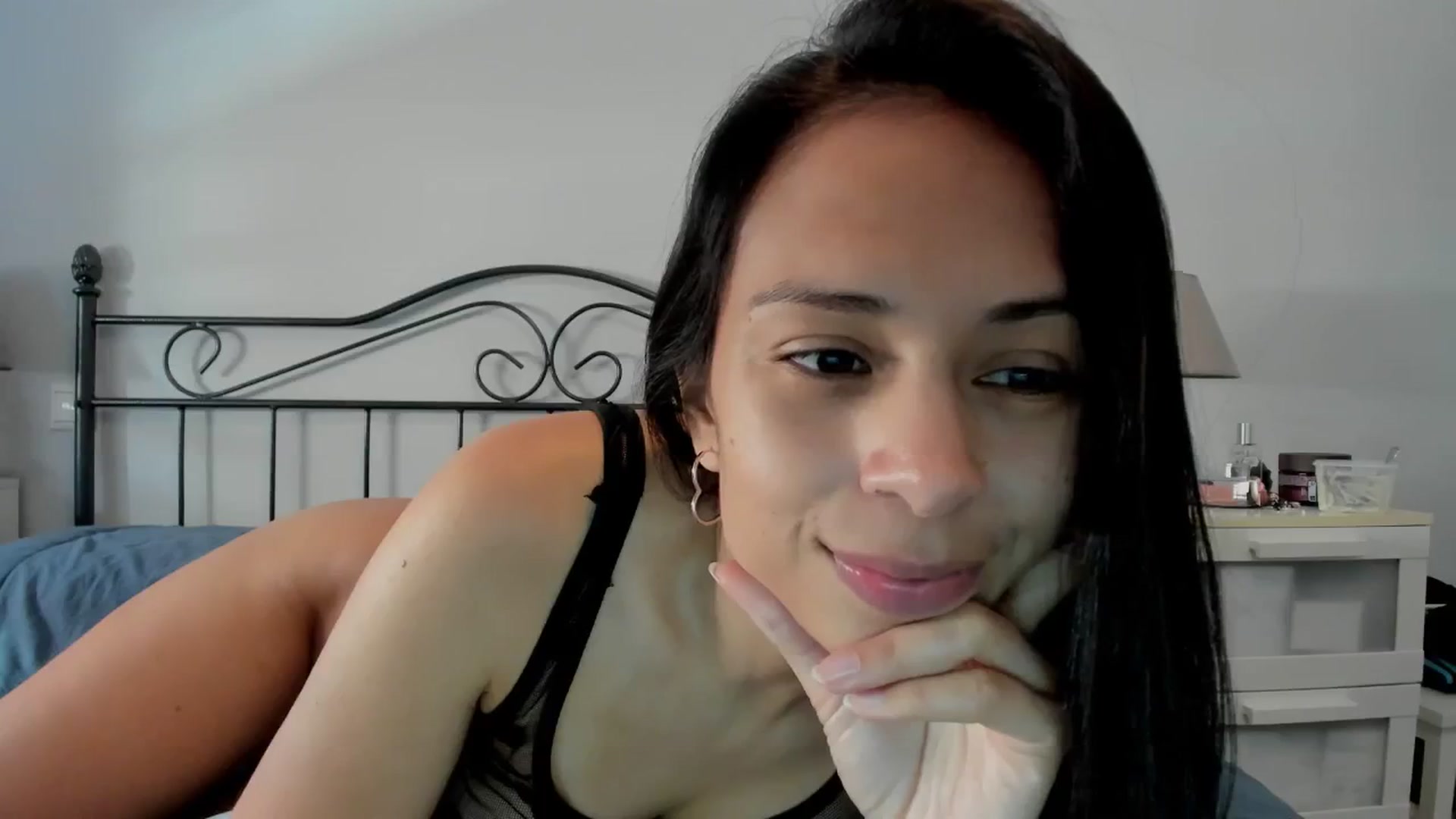 Gallery image thumbnail from Aliicia's myfreecams stream on, 02/27/2025, 12:11 image 13 of 20