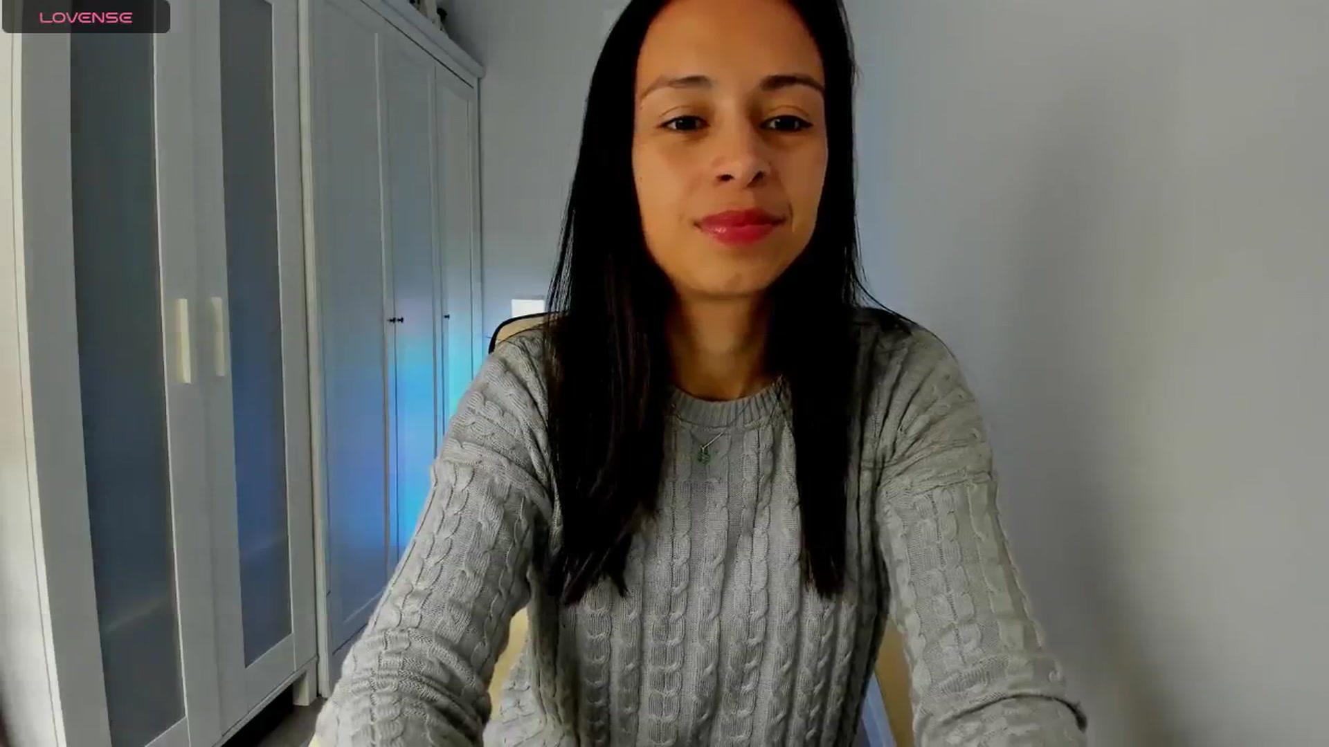 Gallery image thumbnail from Aliicia's myfreecams stream on, 03/03/2025, 13:51 image 2 of 20