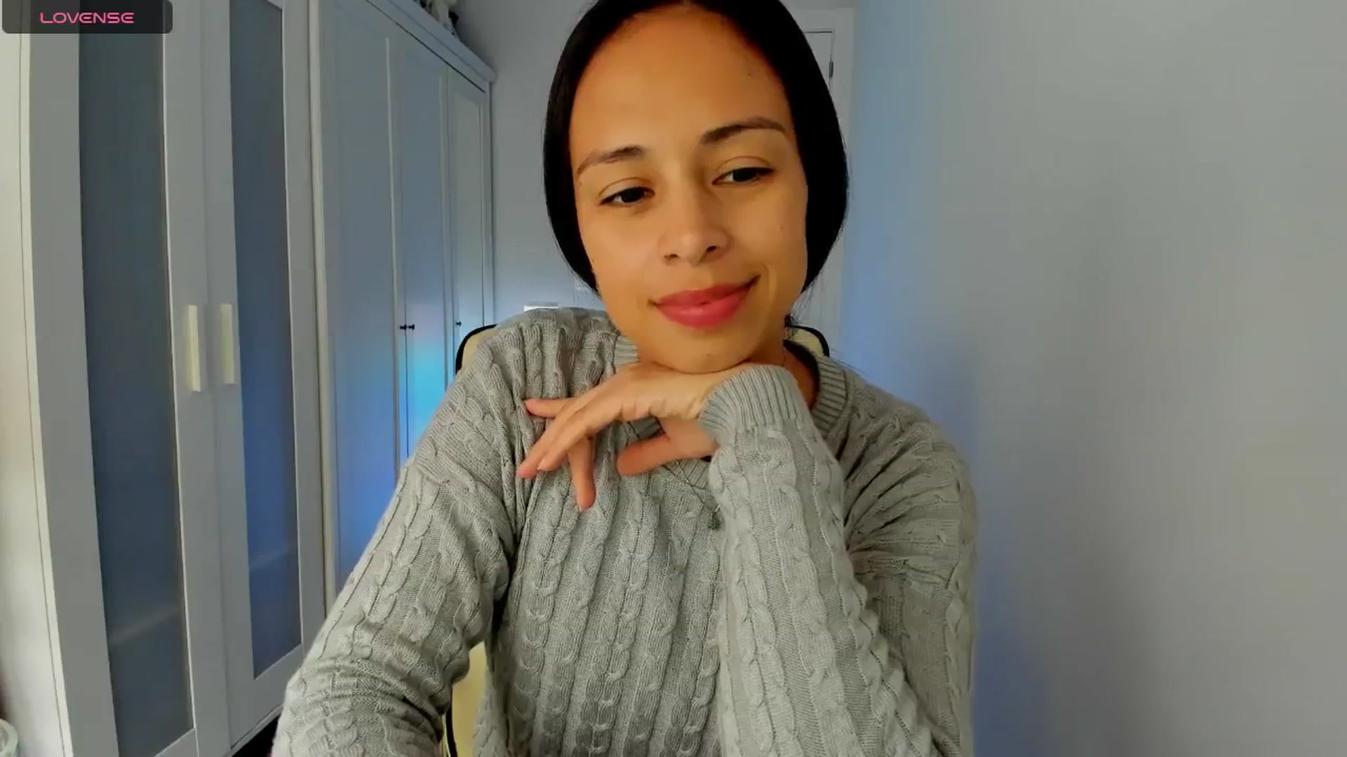 Gallery image thumbnail from Aliicia's myfreecams stream on, 03/03/2025, 13:51 image 17 of 20