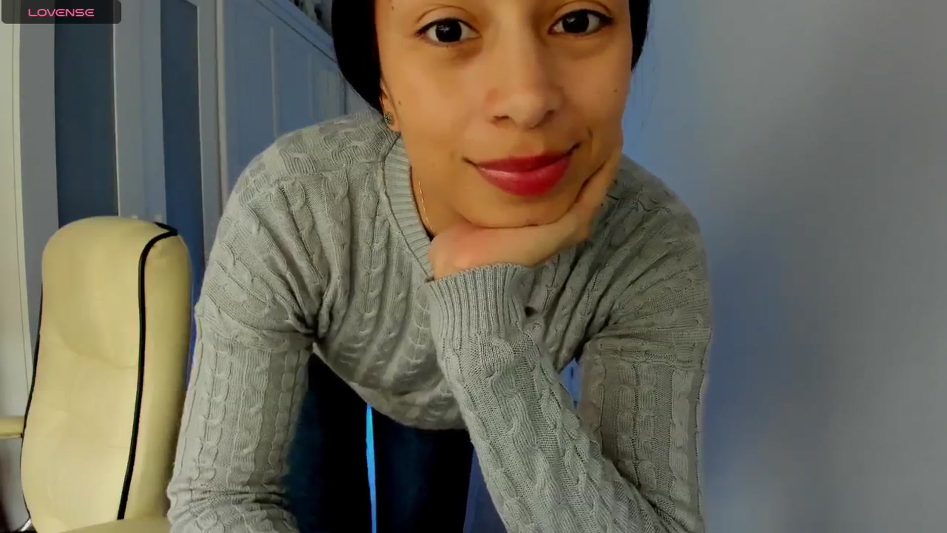 Gallery image thumbnail from Aliicia's myfreecams stream on, 03/03/2025, 13:51 image 10 of 20