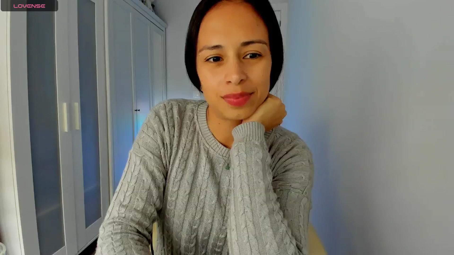 Gallery image thumbnail from Aliicia's myfreecams stream on, 03/03/2025, 13:51 image 15 of 20