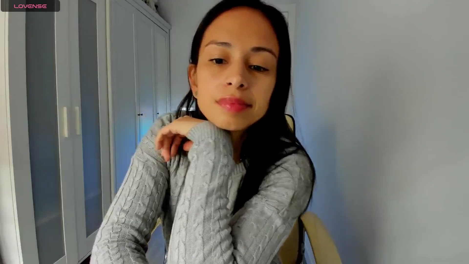 Gallery image thumbnail from Aliicia's myfreecams stream on, 03/03/2025, 13:51 image 5 of 20