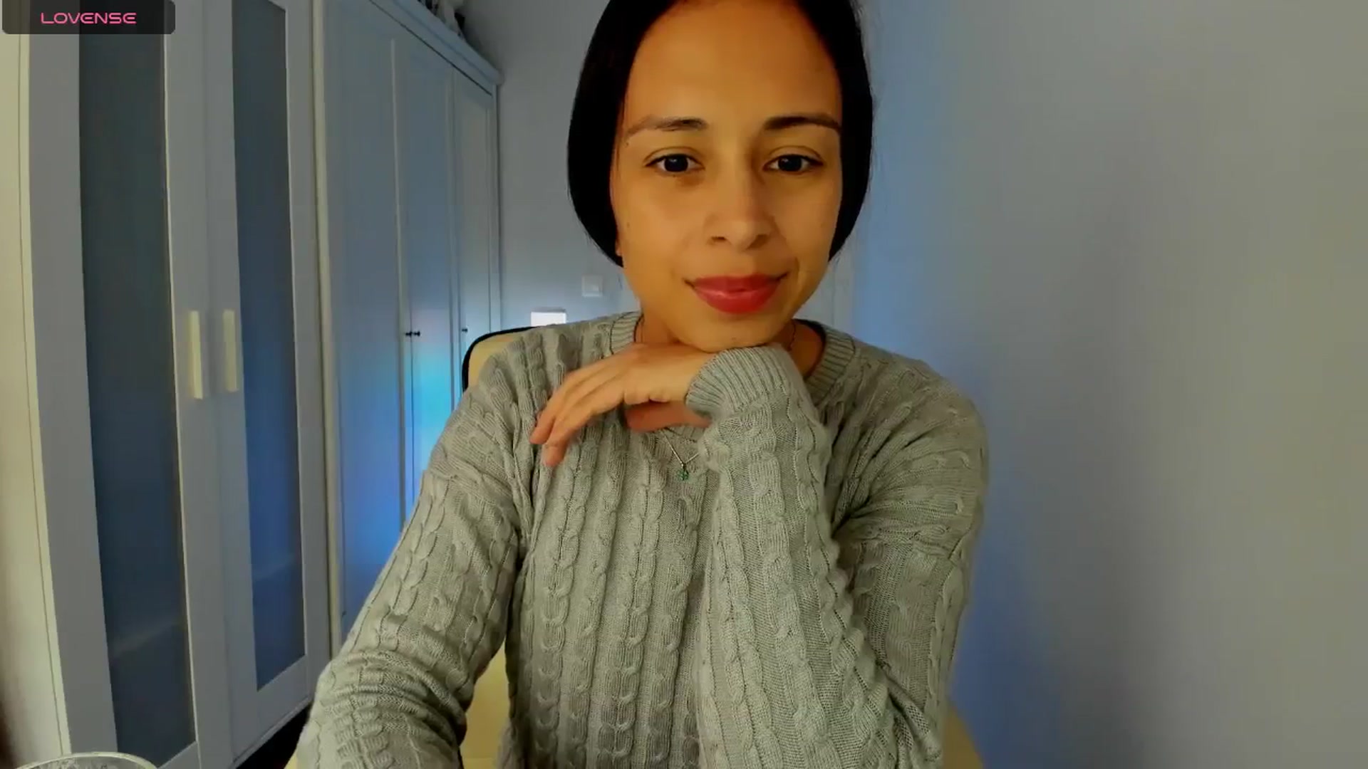 Gallery image thumbnail from Aliicia's myfreecams stream on, 03/03/2025, 13:51 image 12 of 20