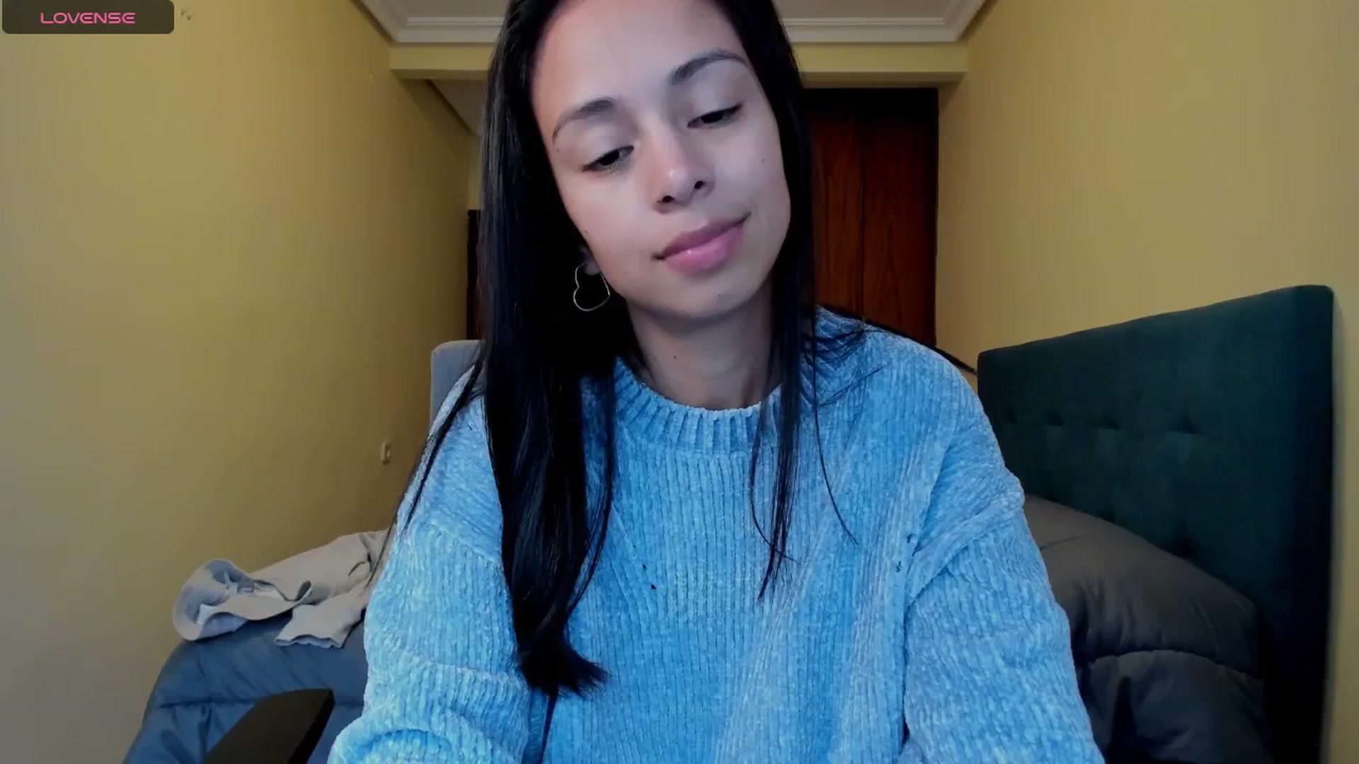 Gallery image thumbnail from Aliicia's myfreecams stream on, 03/04/2025, 12:02 image 18 of 20