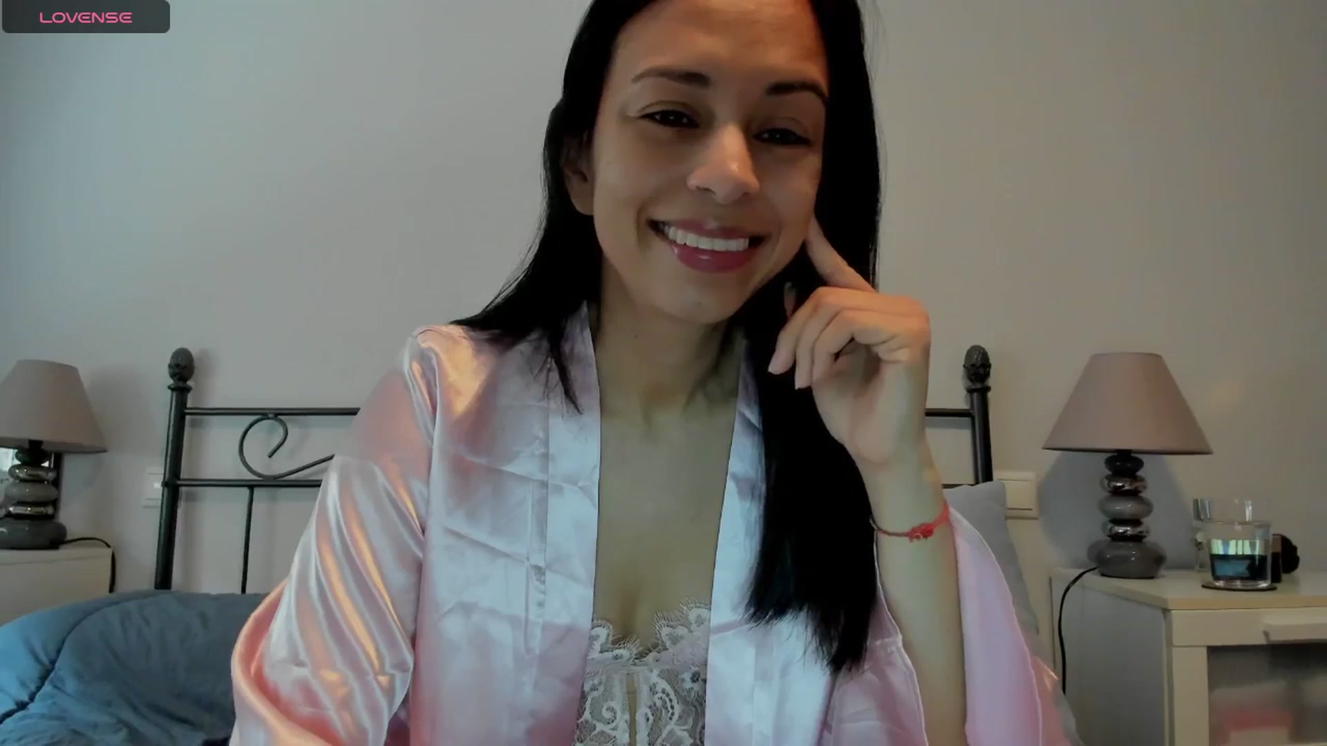 Gallery image thumbnail from Aliicia's myfreecams stream on, 03/05/2025, 09:33 image 16 of 20