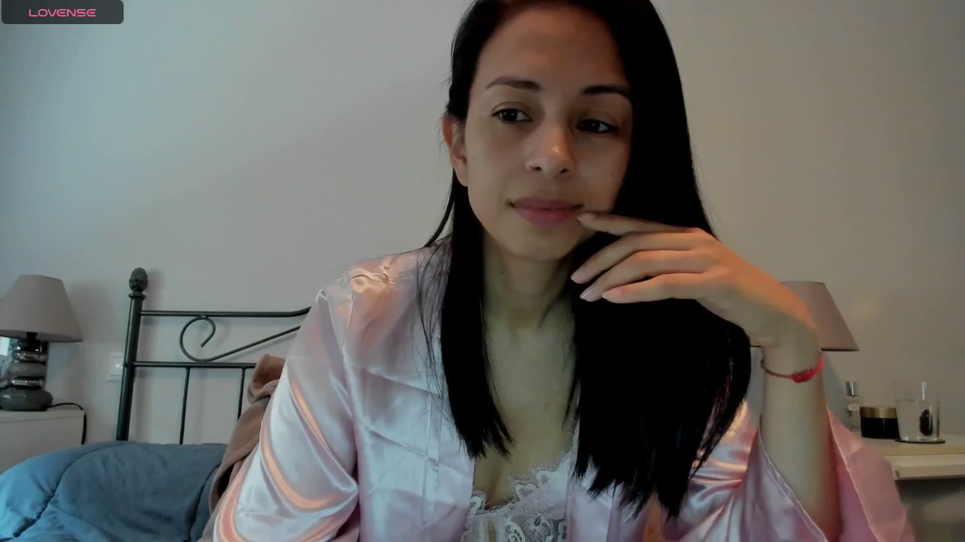 Gallery image thumbnail from Aliicia's myfreecams stream on, 03/05/2025, 10:34 image 11 of 20