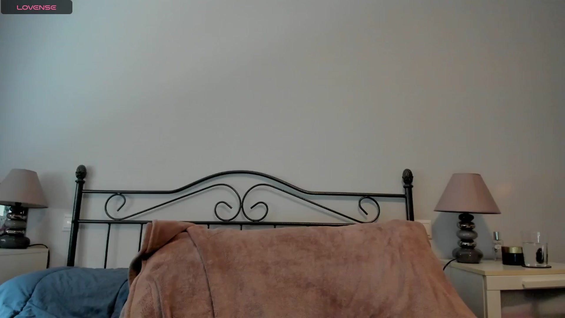 Gallery image thumbnail from Aliicia's myfreecams stream on, 03/05/2025, 10:34 image 17 of 20