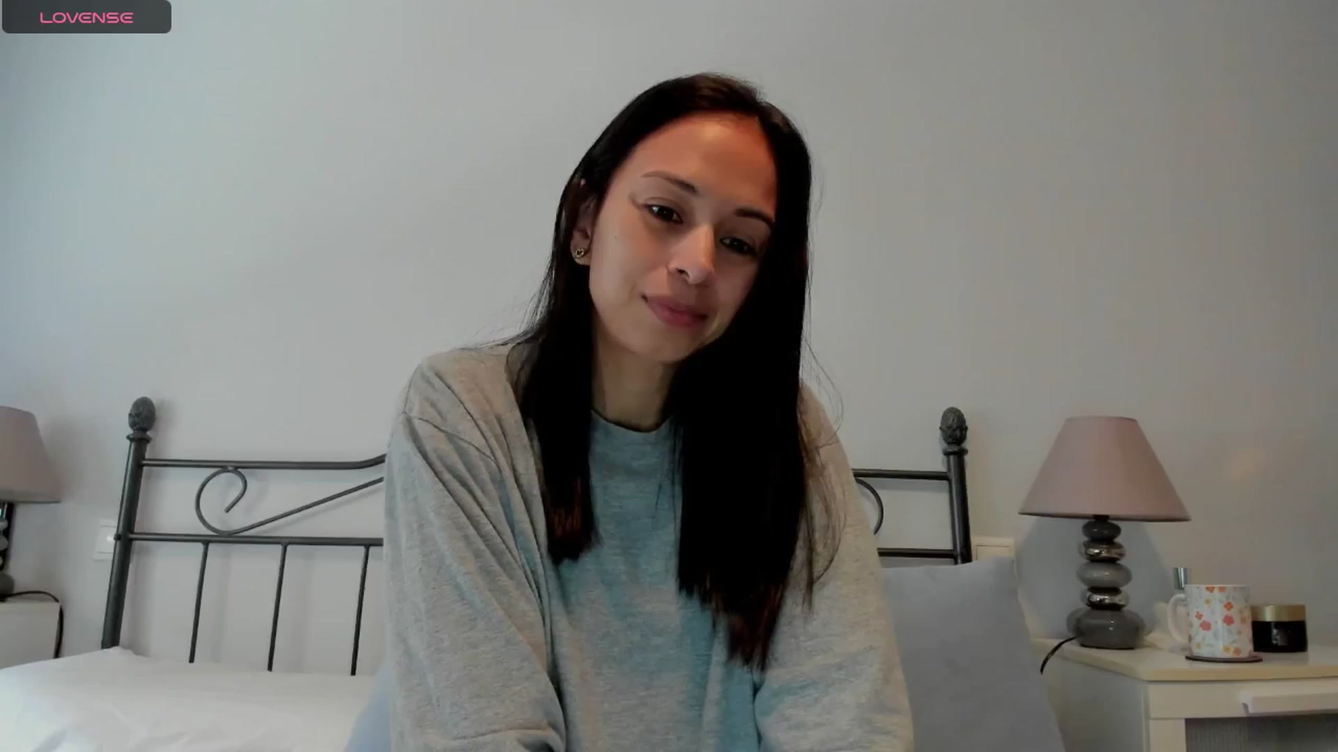 Gallery image thumbnail from Aliicia's myfreecams stream on, 03/06/2025, 11:06 image 14 of 20