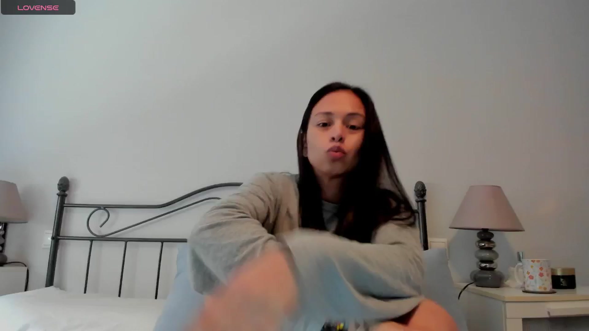 Gallery image thumbnail from Aliicia's myfreecams stream on, 03/06/2025, 11:06 image 13 of 20