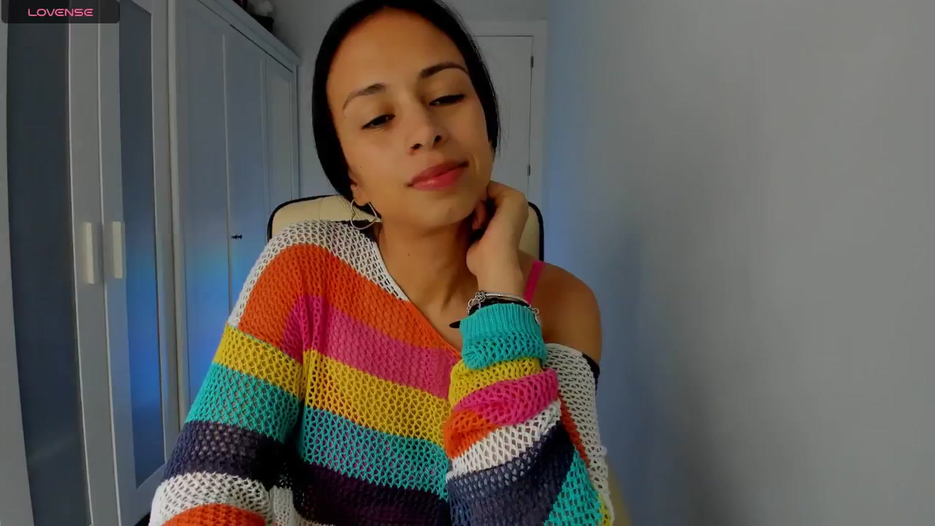 Gallery image thumbnail from Aliicia's myfreecams stream on, 03/10/2025, 11:40 image 5 of 20