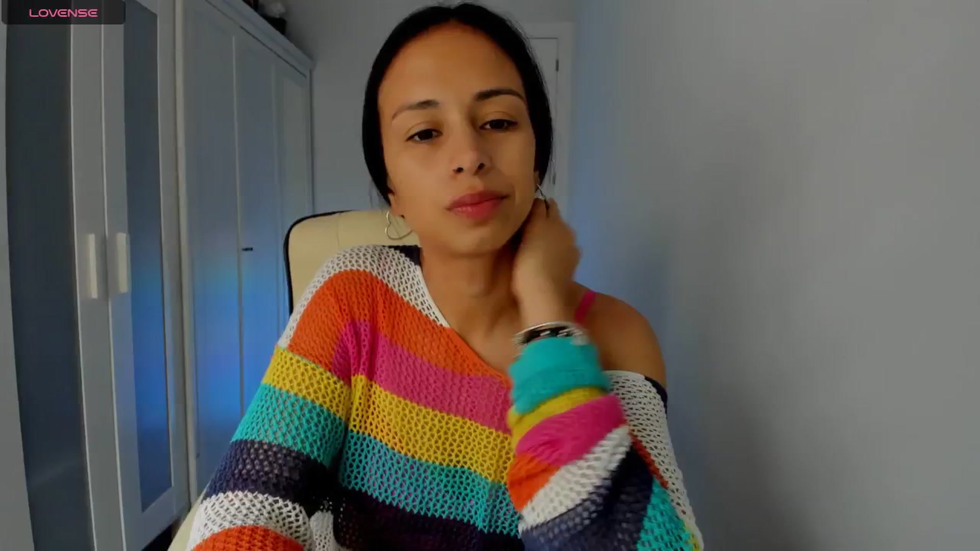 Gallery image thumbnail from Aliicia's myfreecams stream on, 03/10/2025, 11:40 image 6 of 20