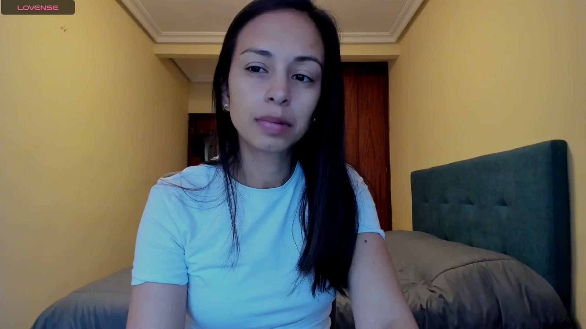 Gallery image thumbnail from Aliicia's myfreecams stream on, 03/11/2025, 09:13 image 2 of 20