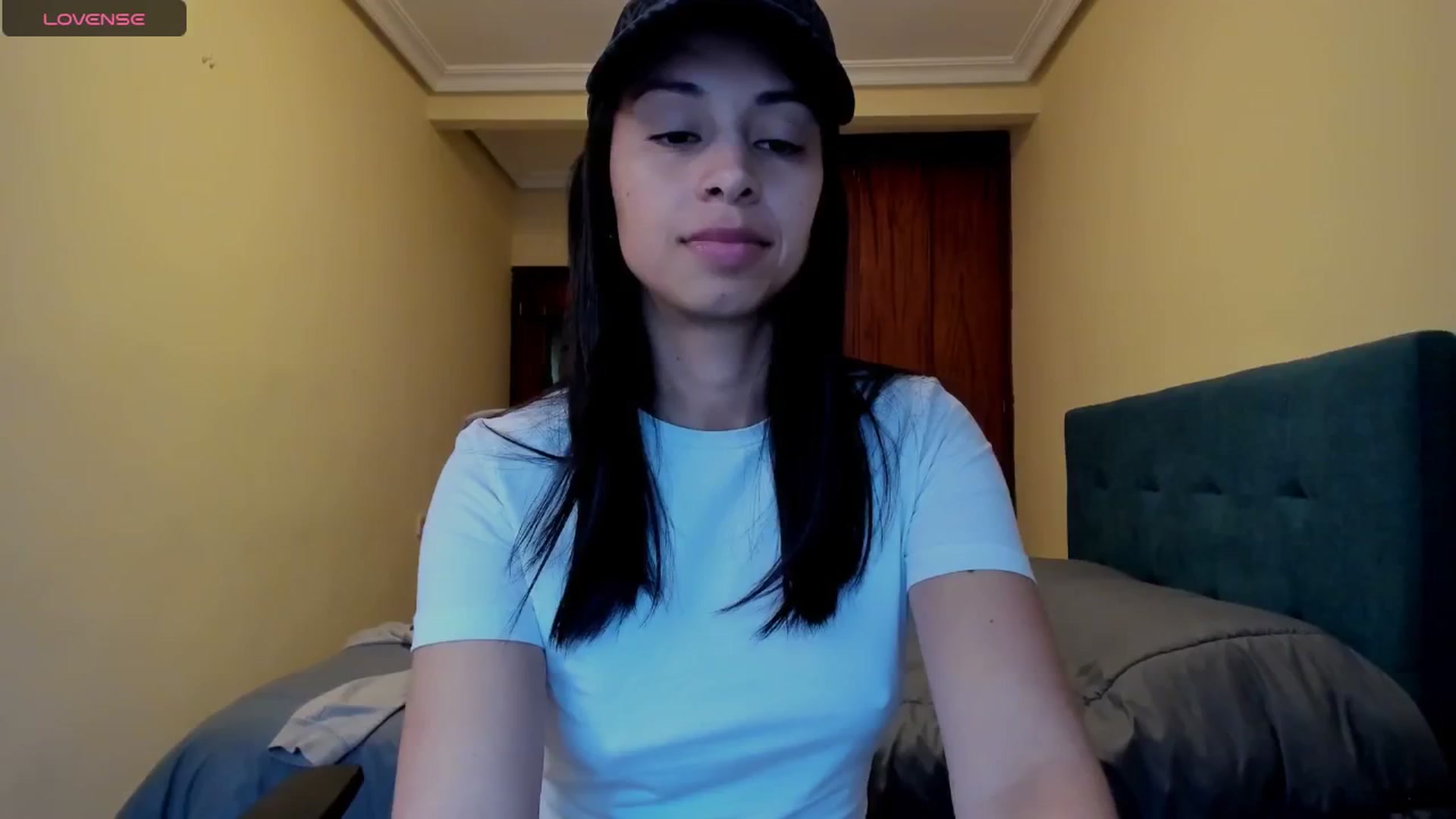 Gallery image thumbnail from Aliicia's myfreecams stream on, 03/11/2025, 10:26 image 10 of 20