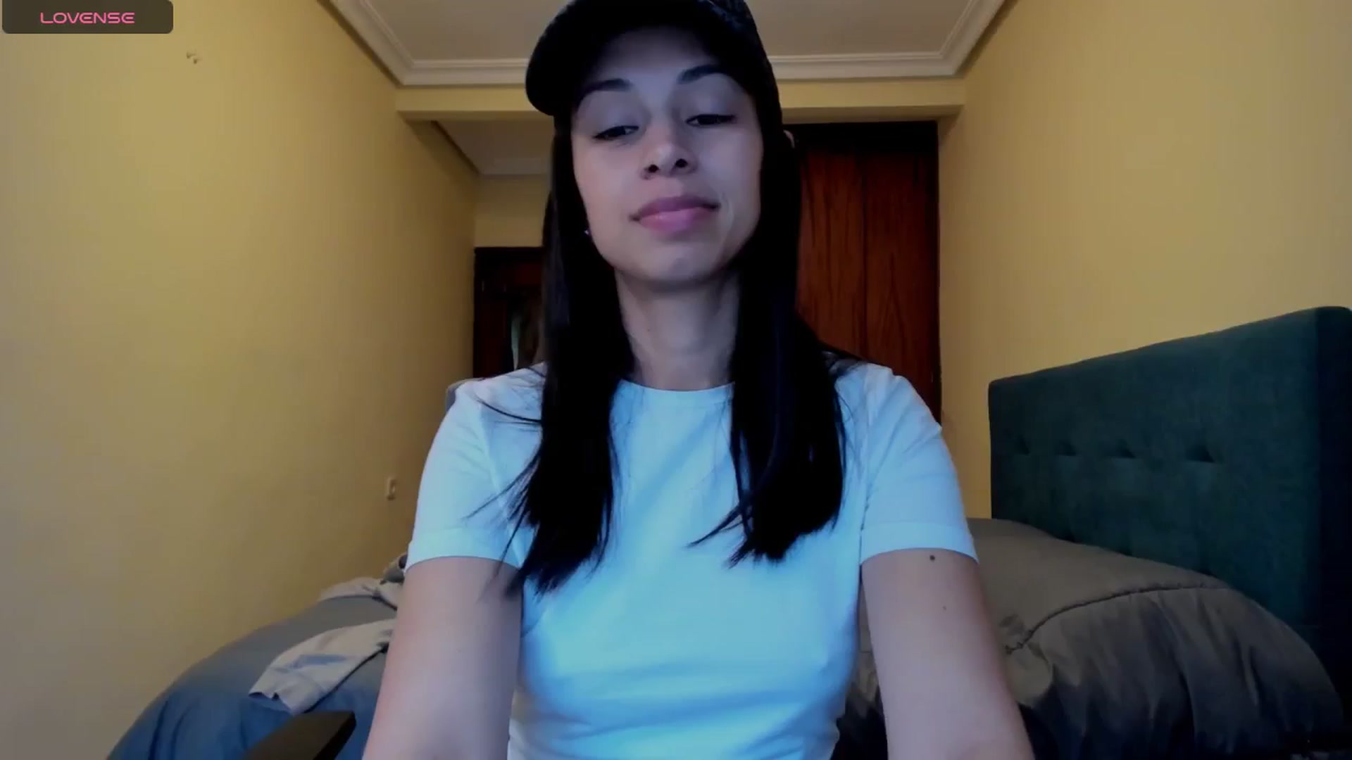 Gallery image thumbnail from Aliicia's myfreecams stream on, 03/11/2025, 10:26 image 12 of 20